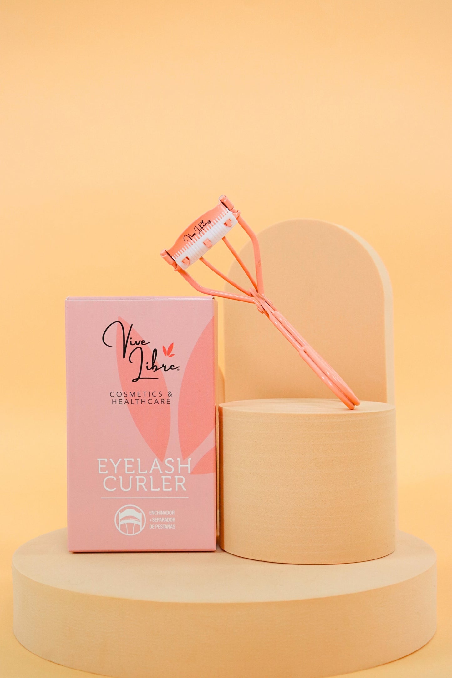 RIZADOR DE PESTAÑAS CON CEPILLO INCLUIDO